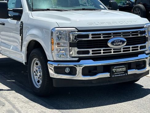 New 2025 Ford F350 XL w/ XL Chrome Package RWD image 8