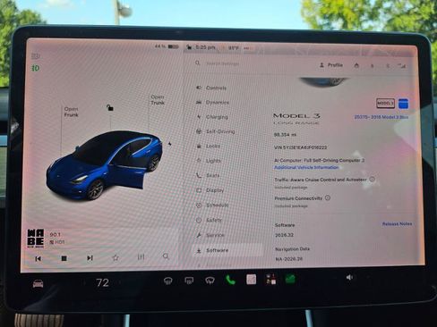 Used 2018 Tesla Model 3 Long Range RWD image 2