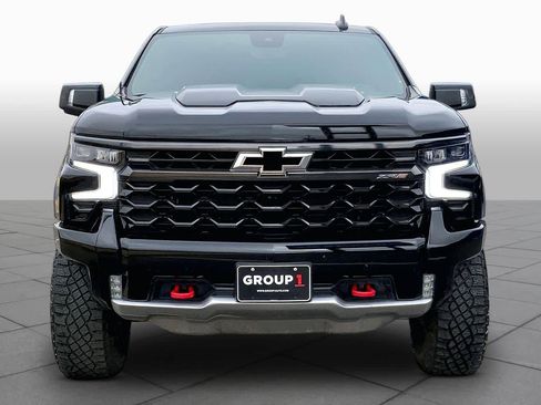 Used 2024 Chevrolet Silverado 1500 ZR2 w/ Technology Package AWD/4WD image 4