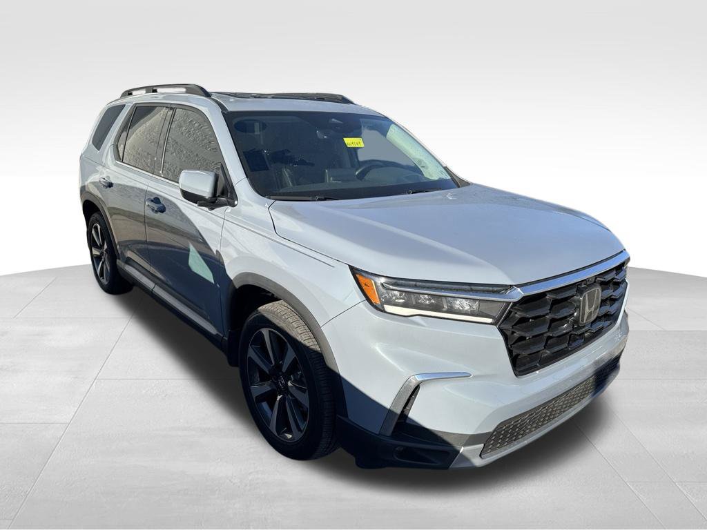 Used 2024 Honda Pilot Elite image 6