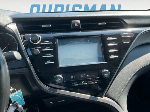 Used 2019 Toyota Camry SE image 22
