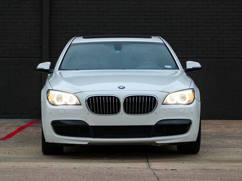 Used 2015 BMW 740Ld xDrive AWD/4WD image 4