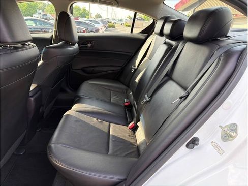 Used 2014 Acura ILX FWD image 10