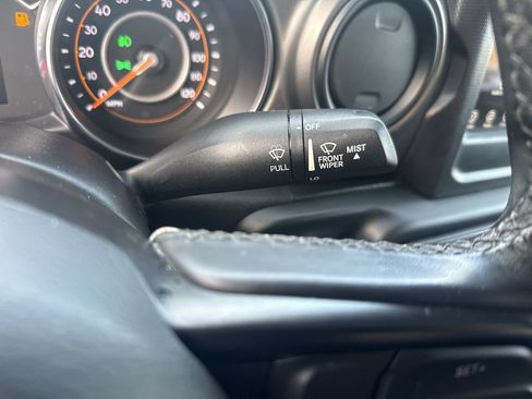 Used 2022 Jeep Wrangler Unlimited Sport AWD/4WD image 17