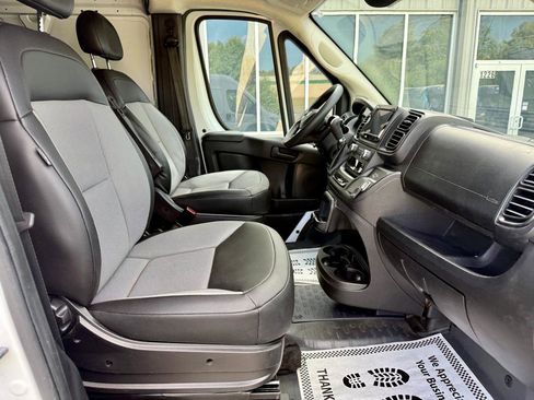 Used 2023 RAM ProMaster 2500 FWD image 26