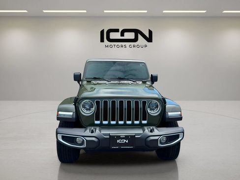 Used 2023 Jeep Wrangler Unlimited Sahara w/ LED Lighting Group AWD/4WD image 8