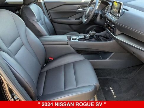 Certified 2024 Nissan Rogue SV w/ SV Premium Package AWD/4WD image 38