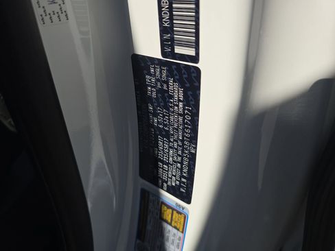 New 2026 Kia Carnival image 33