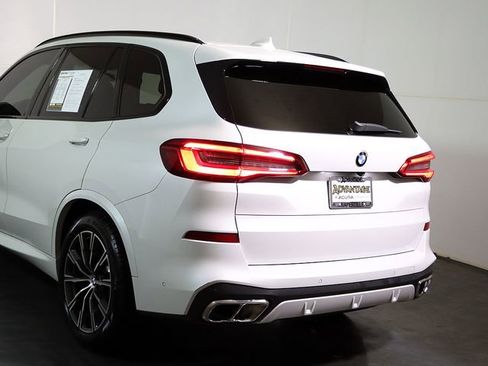 Used 2020 BMW X5 xDrive40i w/ M Sport Package image 11