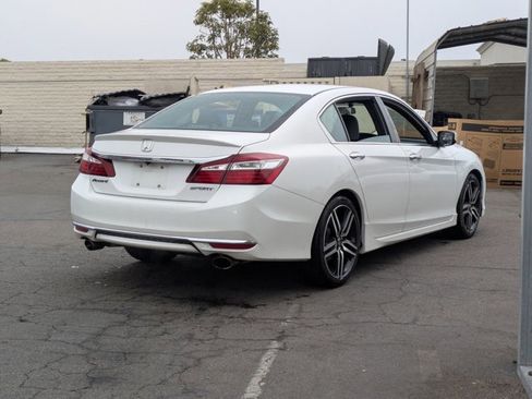 Used 2016 Honda Accord Sport image 5