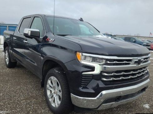 Used 2022 Chevrolet Silverado 1500 LTZ w/ LTZ Premium Package image 2