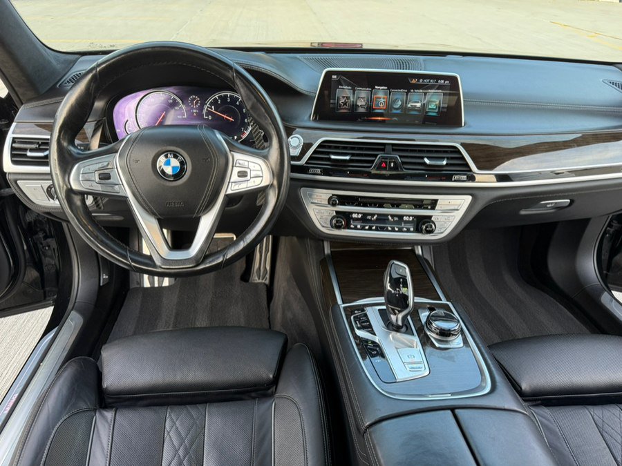 Used 2017 BMW 750i xDrive AWD/4WD image 17