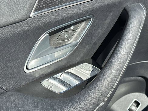 Certified 2025 Mercedes-Benz GLS 450 4MATIC image 19