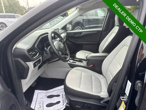 Used 2024 Ford Escape Active AWD/4WD image 20