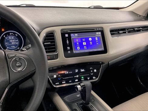 Used 2016 Honda HR-V EX image 9