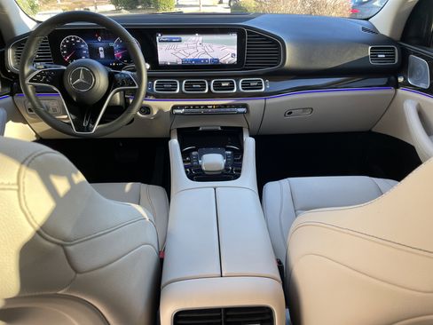 Certified 2025 Mercedes-Benz GLE 350 4MATIC w/ AMG Line Exterior image 24