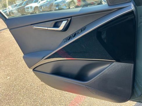 Certified 2023 Kia Niro Wind w/ Wind Preserve Package image 17