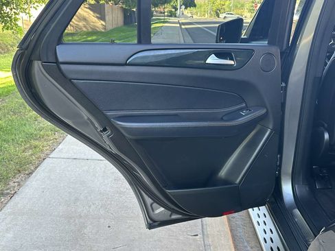 Used 2018 Mercedes-Benz GLE 350 w/ Premium 1 Package image 42