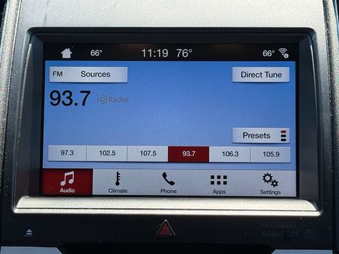 Used 2018 Ford Taurus Limited FWD image 12