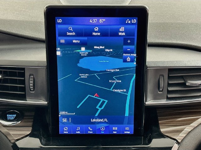 Used 2024 Ford Explorer Limited w/ Limited Technology Package RWD image 17