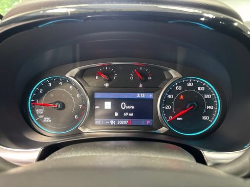 Used 2023 Chevrolet Traverse LT w/ LT Premium Package AWD/4WD image 15