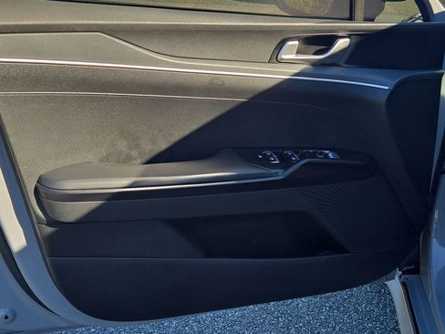 Used 2023 Kia K5 GT-Line w/ GT-Line Premium Package image 16