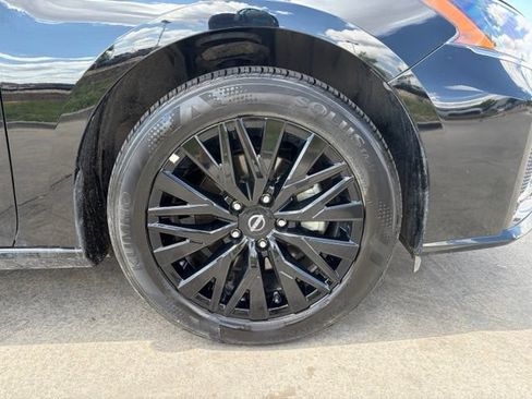 Used 2025 Nissan Altima 2.5 SV w/ SV Special Edition Package AWD/4WD image 8