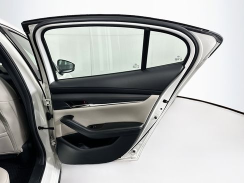 Used 2023 MAZDA MAZDA3 s image 29