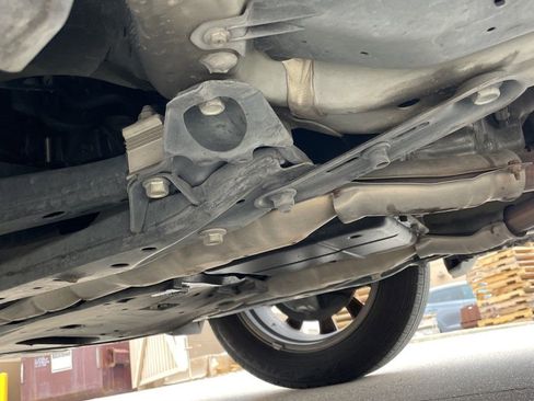 Used 2017 Subaru Outback 3.6R Touring w/ Popular Package #5A image 14