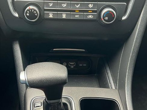 Used 2017 Kia Optima LX w/ Driver Convenience Package FWD image 18