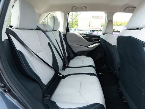 Used 2023 Subaru Forester AWD/4WD image 28