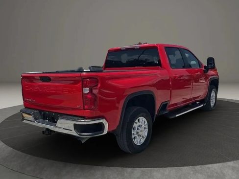 Used 2023 Chevrolet Silverado 2500 LT w/ Convenience Package AWD/4WD image 5