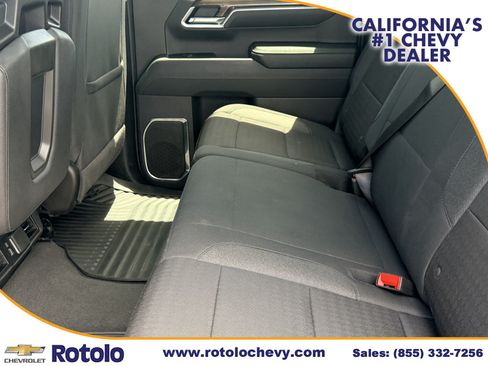 Used 2025 Chevrolet Silverado 1500 LT RWD image 13