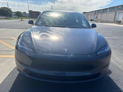 Used 2025 Tesla Model 3 Long Range RWD image 2