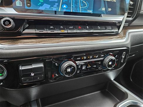 Used 2025 Chevrolet Silverado 1500 LT Trail Boss w/ Convenience Package II image 25