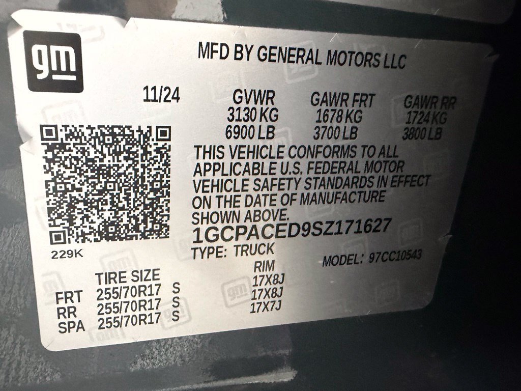 Used 2025 Chevrolet Silverado 1500 LT RWD image 23