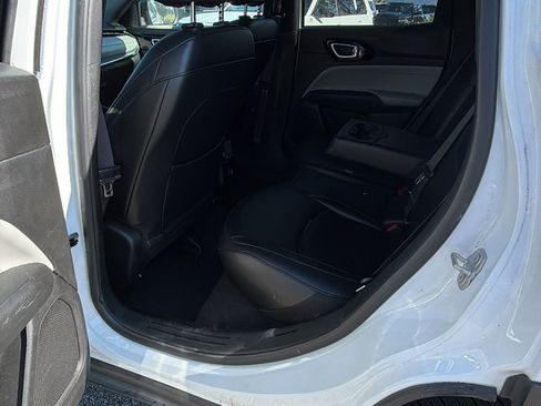 Used 2024 Jeep Compass Limited AWD/4WD image 23
