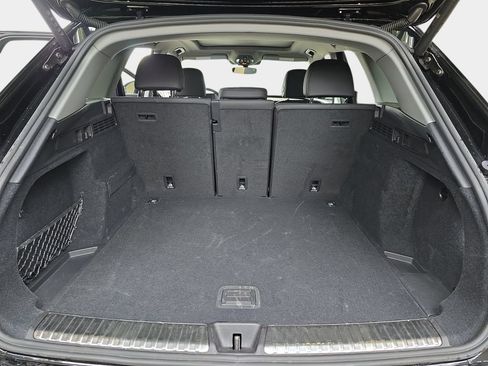 Used 2025 Audi Q5 Premium w/ Convenience Package AWD/4WD image 14