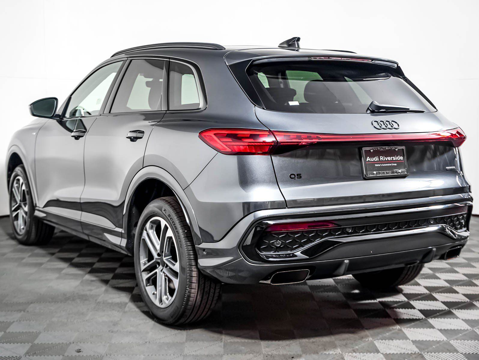 New 2026 Audi Q5 2.0T AWD/4WD image 2