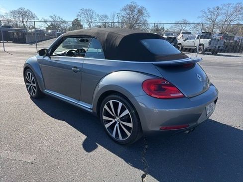 Used 2013 Volkswagen Beetle TDI image 2