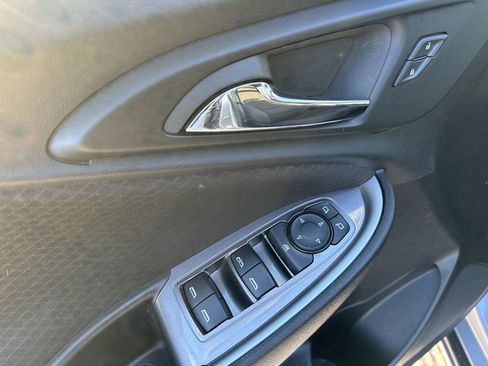 Used 2023 Chevrolet Malibu LT image 21