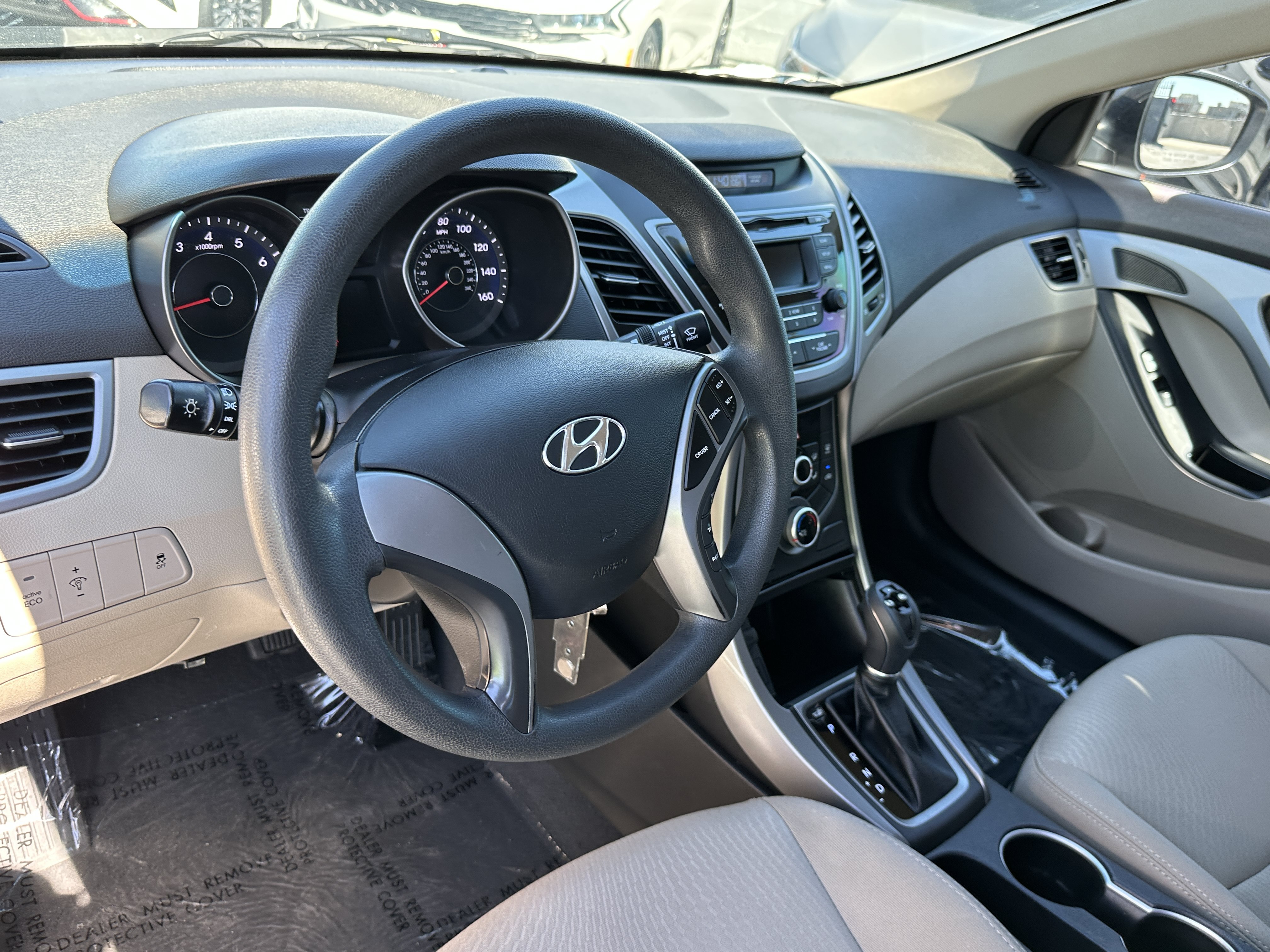 Used 2014 Hyundai Elantra SE FWD image 20