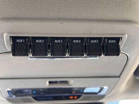 Used 2024 Ford F350 Lariat image 39