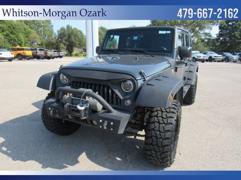 Used 2017 Jeep Wrangler Unlimited Sport w/ Quick Order Package 24S AWD/4WD image 2