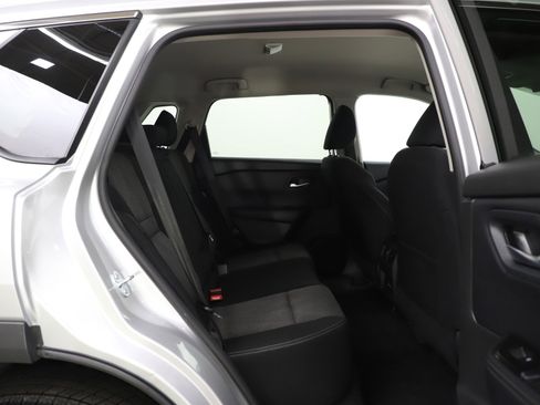 Used 2025 Nissan Rogue SV image 12