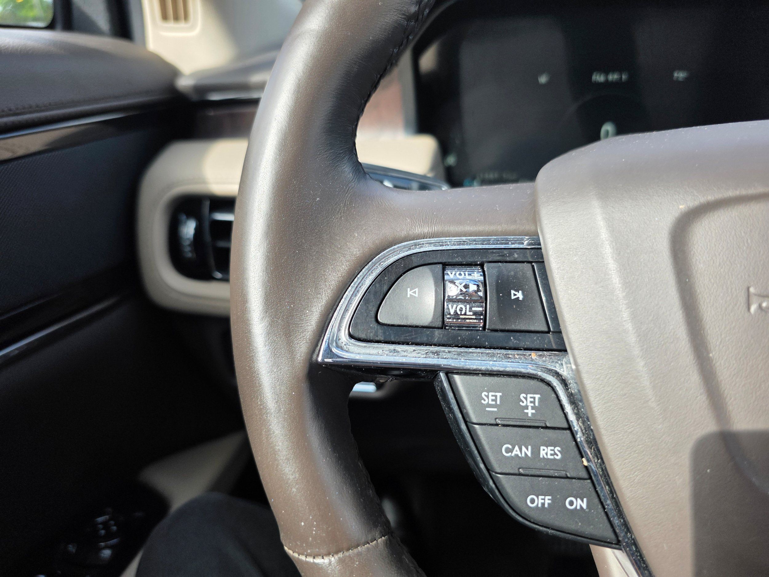 Used 2022 Lincoln Nautilus Reserve AWD/4WD image 15