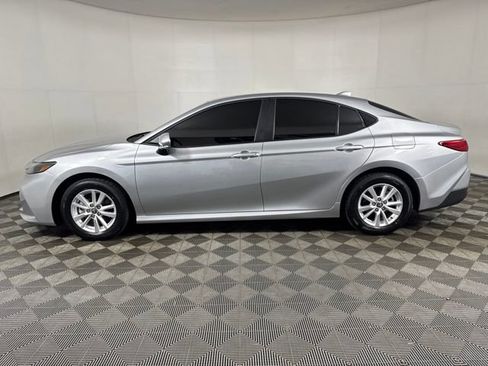 Used 2025 Toyota Camry LE w/ Convenience Package AWD/4WD image 7
