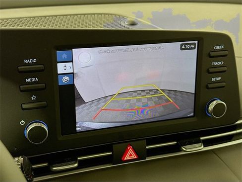 Certified 2025 Hyundai Elantra Sport image 22