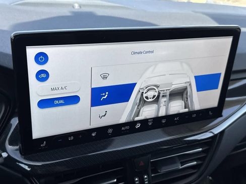 Used 2024 Ford Escape ST-Line Elite w/ Premium Technology Package image 14