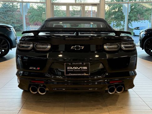 Used 2022 Chevrolet Camaro ZL1 RWD image 7